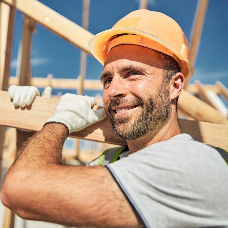 Contractor team testimonial - long-stay serviced accommodation UK SPM Homes contractor accommodation guest testimonial from long-stay construction team - safe neighbourhood, helpful host.